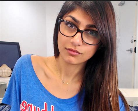 mia porn|Mia Khalifa: Sexy Lebanese Porn Star Videos 